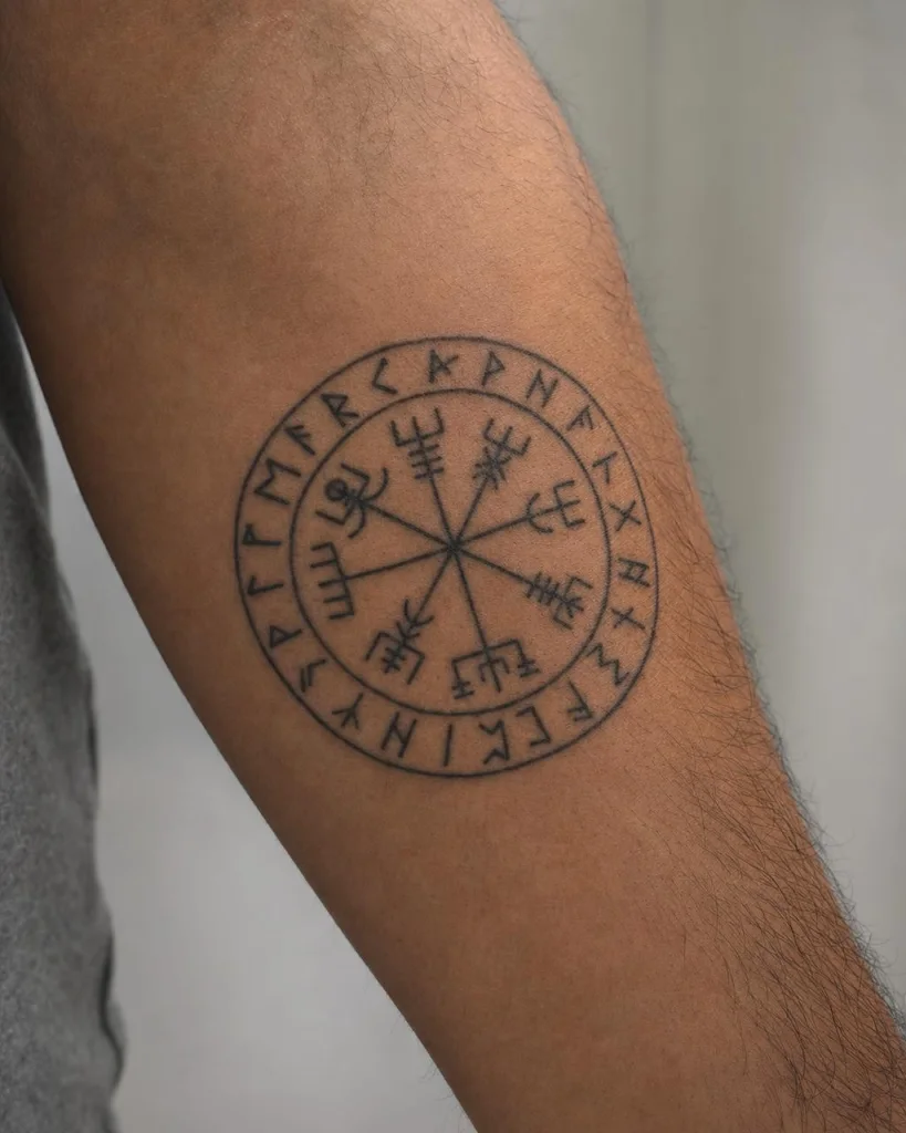 Vegvisir - Unterarm